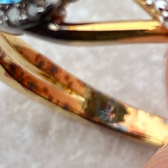 Danbury Mint Blue Topaz Diamond ring gold plated Sterling silver - Picture 6 of 9